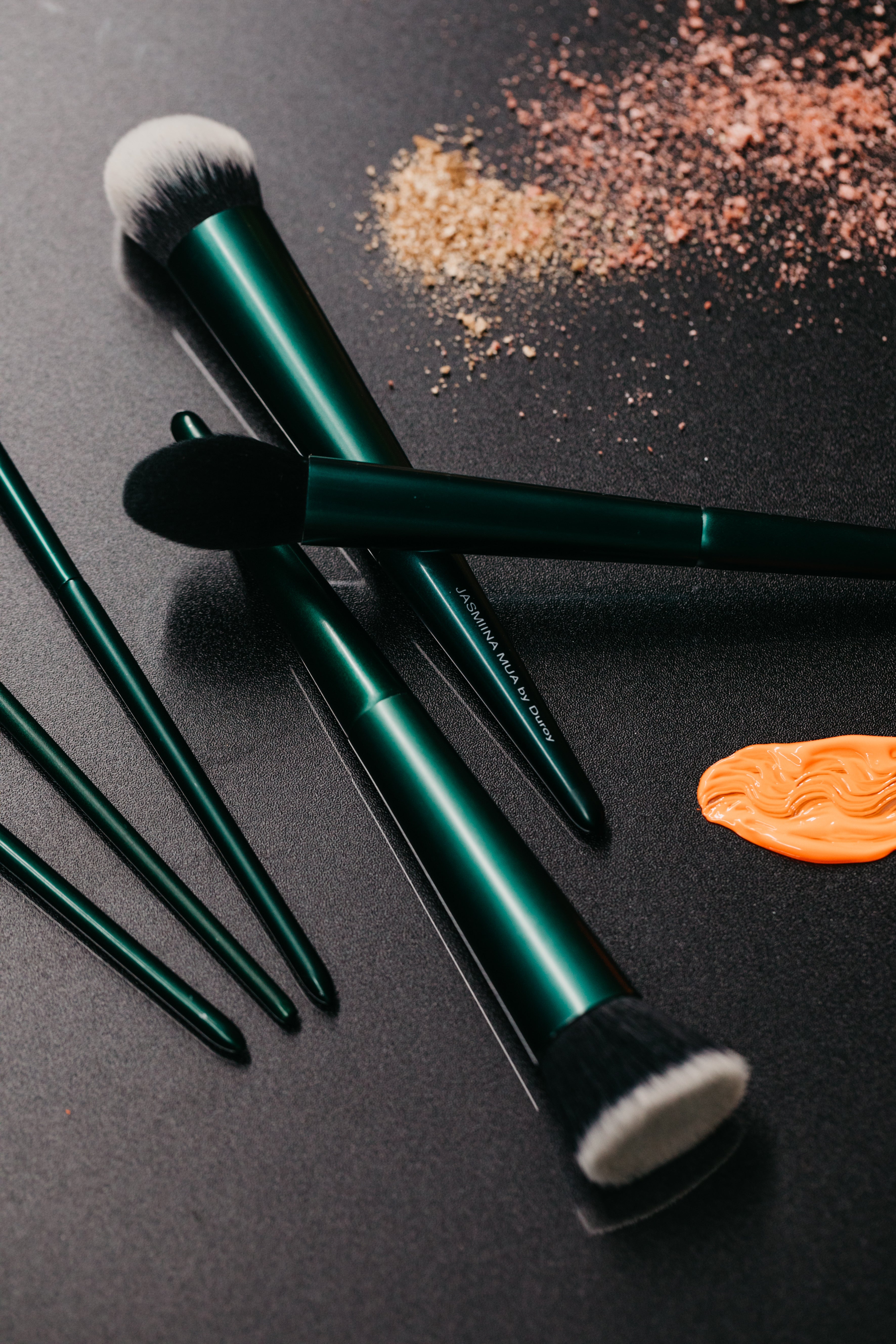 JasmiinaMUA by Duroy Brushes