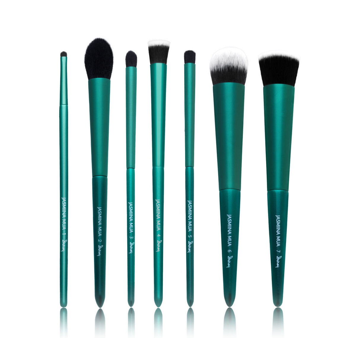 JasmiinaMUA by Duroy Brushes